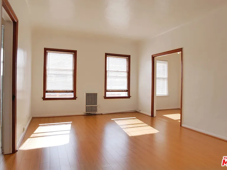 611 S Cloverdale Ave #305 — Photo 9