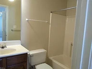 1st image of 1563 N King St APT 109
