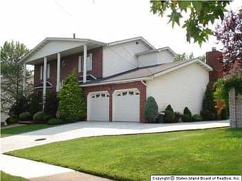 1st image of 24 Gaynor St