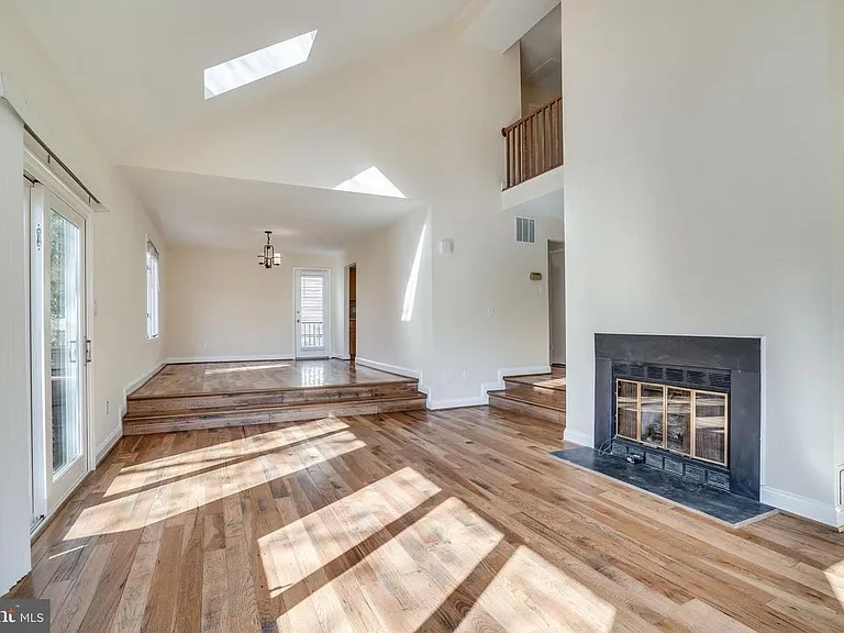 6505 Gretna Green Way — Photo 11