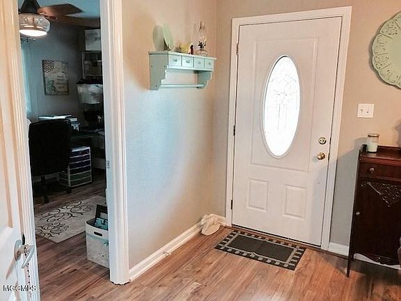 5th image of 114 Placid Ln