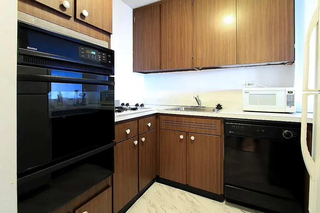 1 bed, 675 sqft, $2,950 — Photo 4
