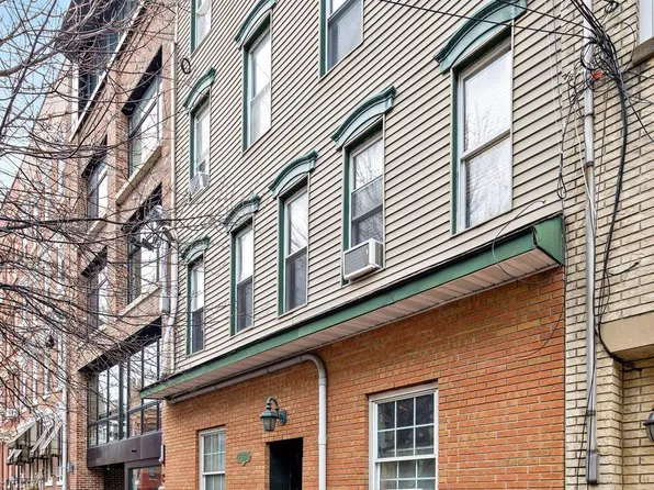 410 Adams Street image 13 of 13