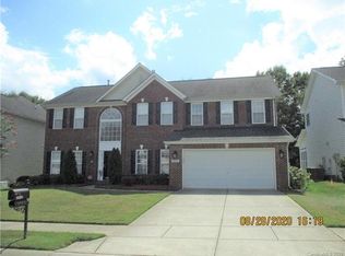 10904 Dapple Grey Ln, Charlotte, NC 28213