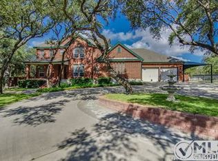 8726 Heath Circle Dr, San Antonio, TX 78250