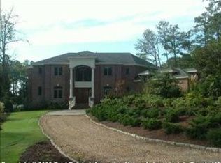 811 Cavalier Dr, Virginia Beach, VA 23451