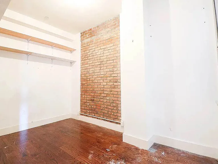 1074 Bergen St #4B — Photo 8