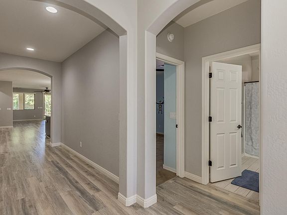 5th image of 25106 N 47th Ln