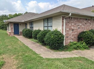 1406 Hartje Ln #B, Conway, AR 72034