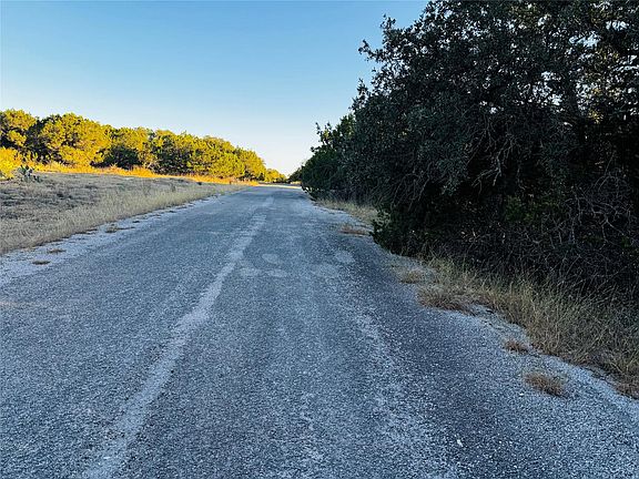 2nd image of 21448 Santa Rosa Ave