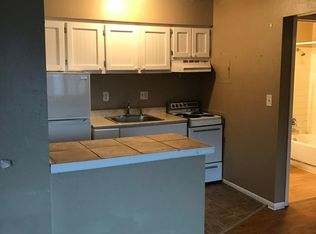 910 Herold Ave APT 6, Des Moines, IA 50315