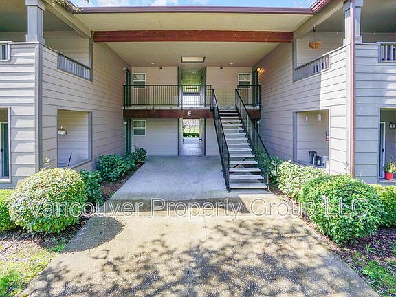 2nd image of 14019 NE 20th Ave APT 37