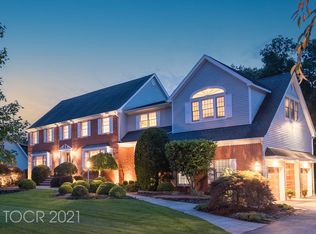 4 Navajo Ave, Ramsey, NJ 07446