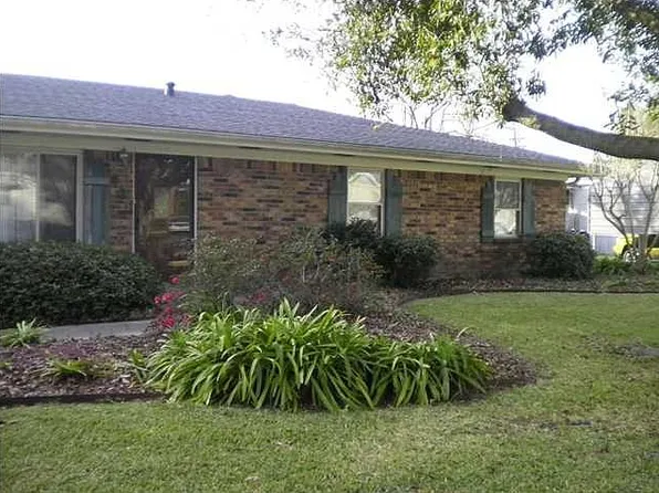 401 Pecan Dr, Franklin, LA 70538