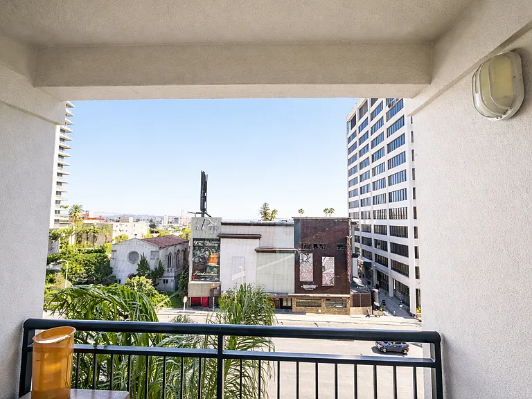 10740 Wilshire Blvd #608 — Photo 18