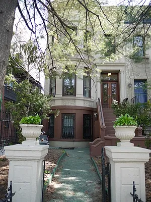 Rented by JMK Realty | media 35