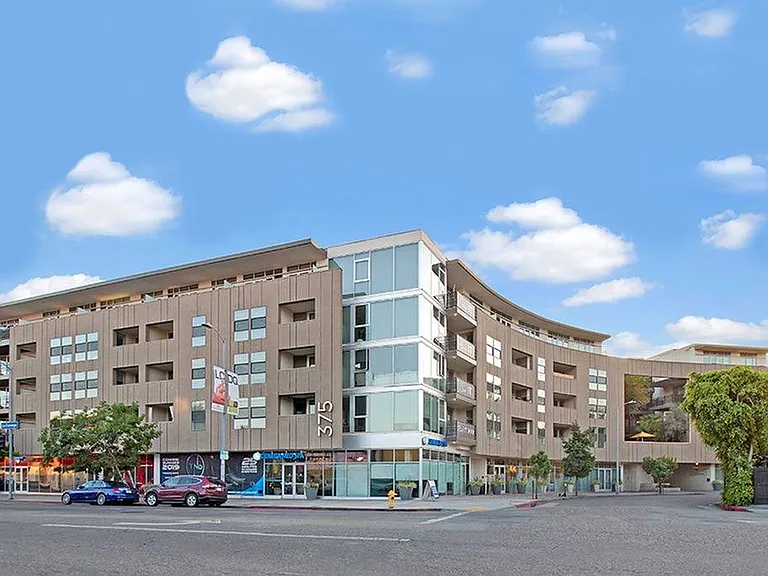 Sophisticated Living: Fiona Apartments West Hollywood