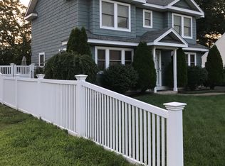 34 Glenmoor Dr, East Haven, CT 06512