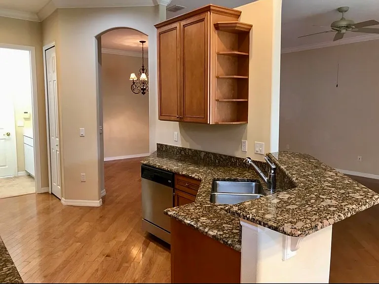 538 Newhall Ln — Photo 20