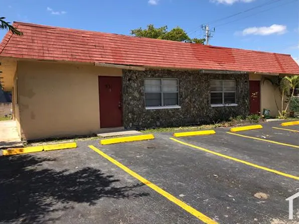 931 SW 80th Ave, North Lauderdale, FL