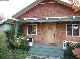 614 E St, Martinez, CA 94553
