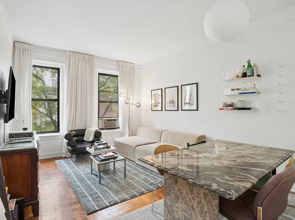 317 E 18th St APT 4A, New York, NY 10003