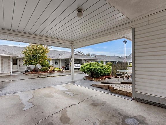 4th image of 7610 Evans Rd #209
