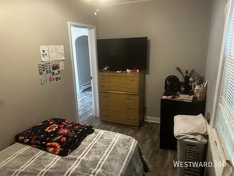 3048 N Drake Ave #1R — Photo 12