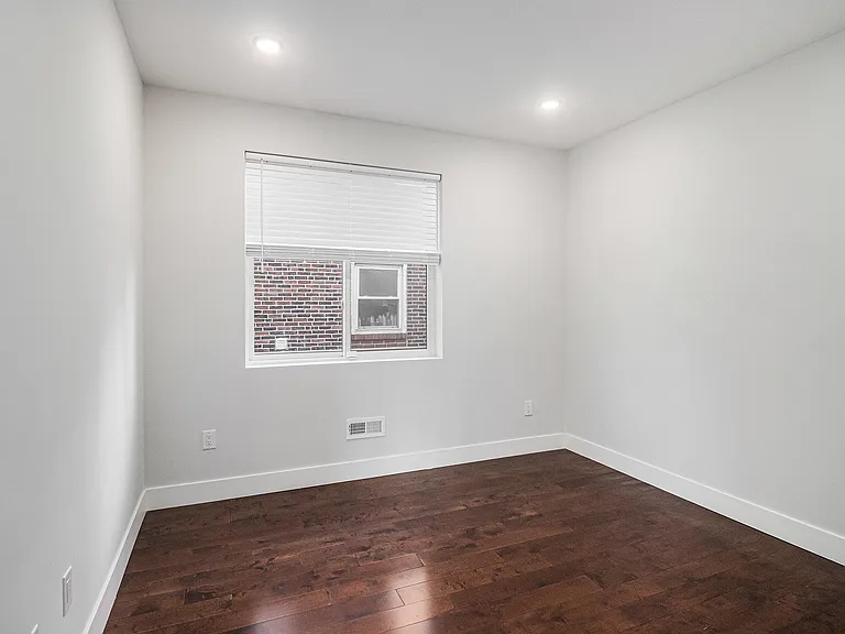 First-floor bedroom 2