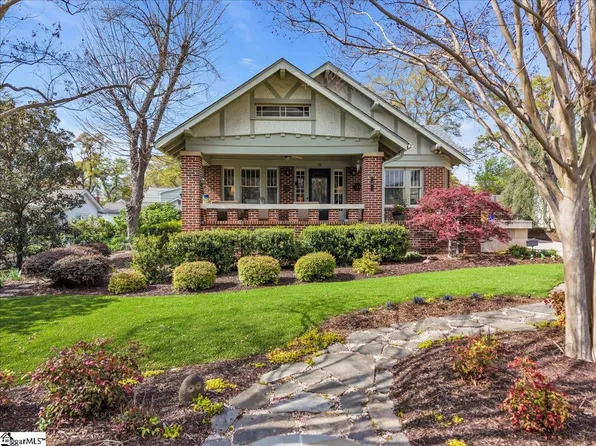 19 Club Dr, Greenville, SC 29605