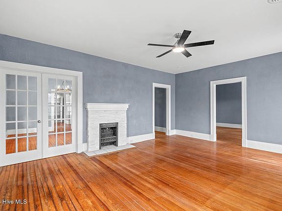 4th image of 607 Harding Avenue