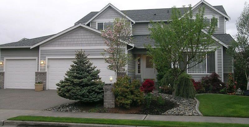 1st image of 2209 12th Ave NW