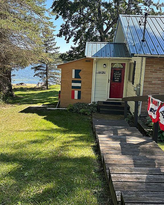1st image of 10780 Alpine Dr