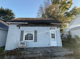 310 E 3rd St, Augusta, KY 41002