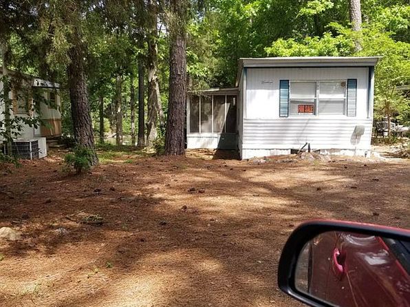 135 Split Oak Dr