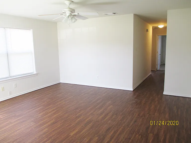 8130 Marydean Ave — Photo 3