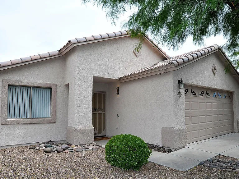 2633 W Cezanne Cir — Photo 37