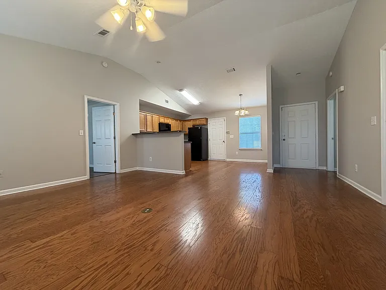 4003 Pennick Ct — Photo 6