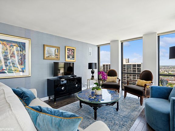 4th image of 1660 N Lasalle St #3312