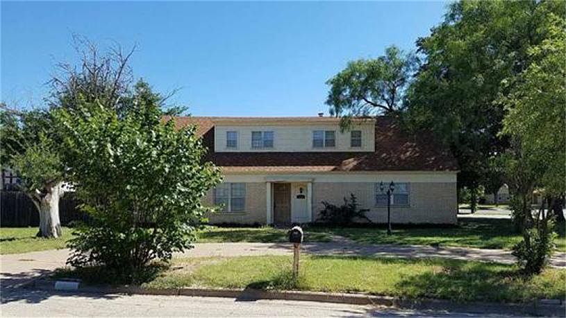 1st image of 3206 Oak Forest Ct