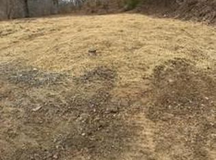 5111 Apple Harvest Dr, Gerrardstown, WV 25420