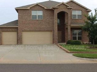 11217 NW 97th St, Yukon, OK 73099