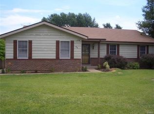 94 Lost Dutchman Dr, Saint Peters, MO 63376