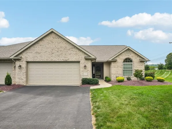 2400 Woodland Hills Dr, New Castle, PA 16101