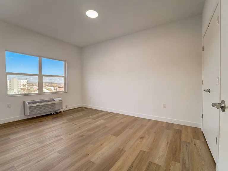 48 Chadwick St #203 — Photo 10