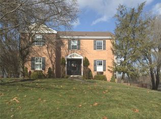 6 Davonshire Dr, Pittsburgh, PA 15238