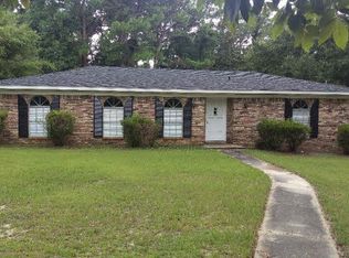 8 Rally Rd, Daphne, AL 36527