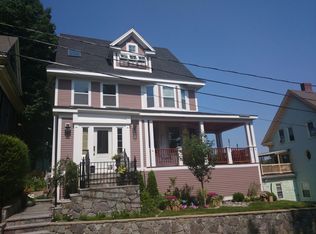 19 Salcombe St, Dorchester, MA 02125