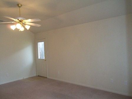 2nd image of 1411 Cinch APT A