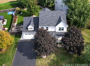 400 Kensington Dr, Oswego, IL 60543